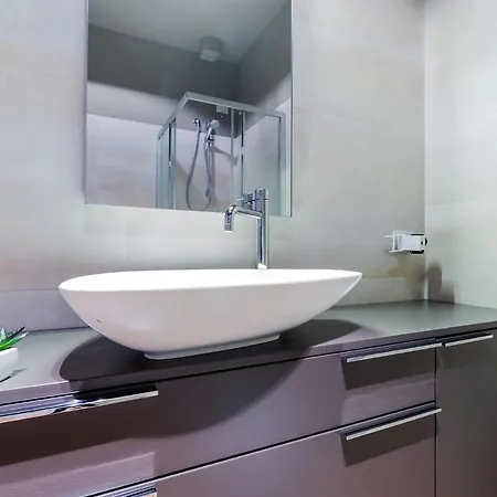 Apartamento Retreats Brera Milão